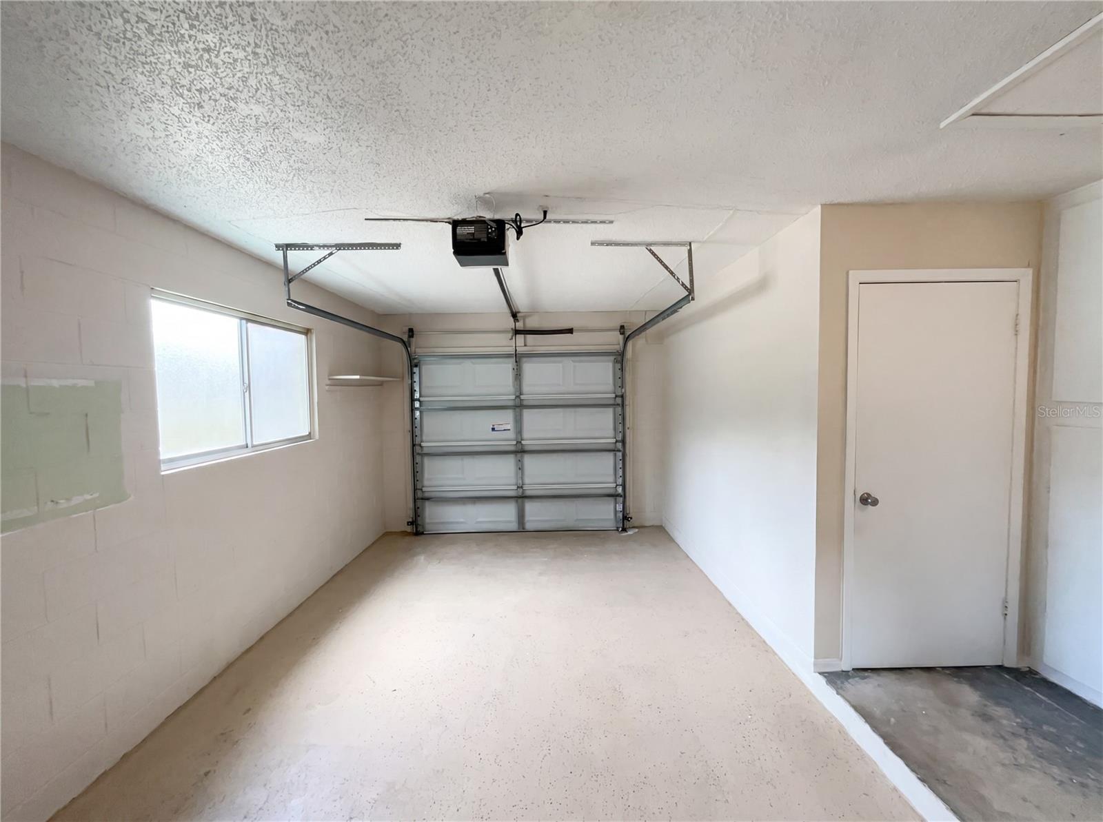 SIGNAL HILL - Residential