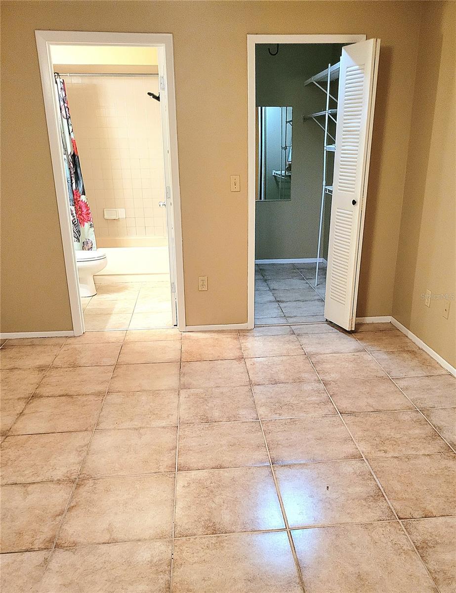 NORTHLAKE VILLAGE CONDO 7 - Residential Lease
