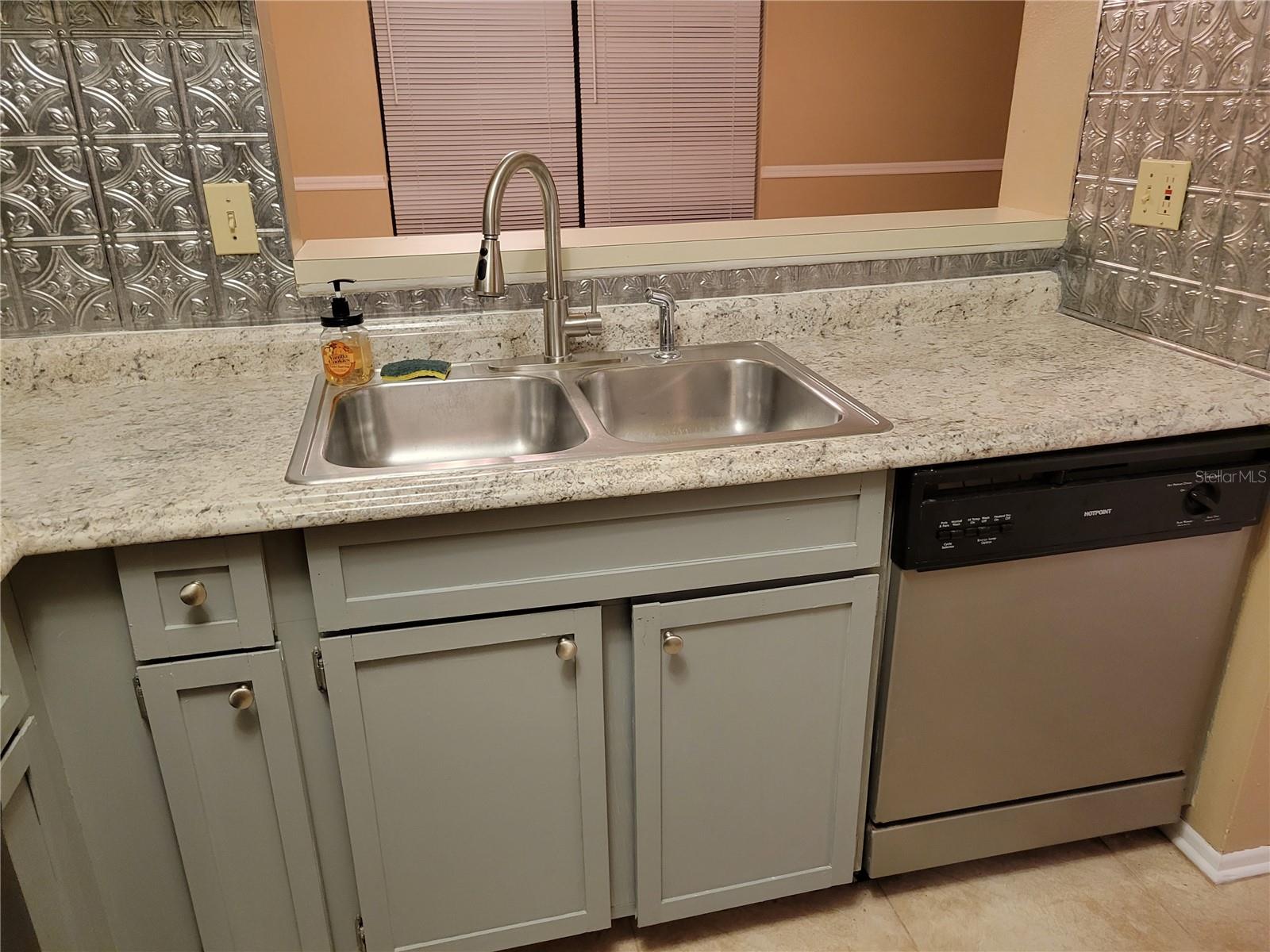 NORTHLAKE VILLAGE CONDO 7 - Residential Lease