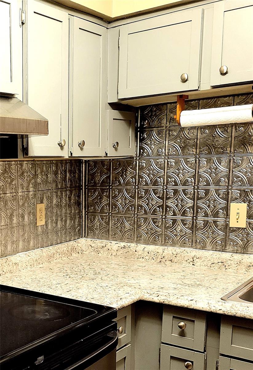 NORTHLAKE VILLAGE CONDO 7 - Residential Lease