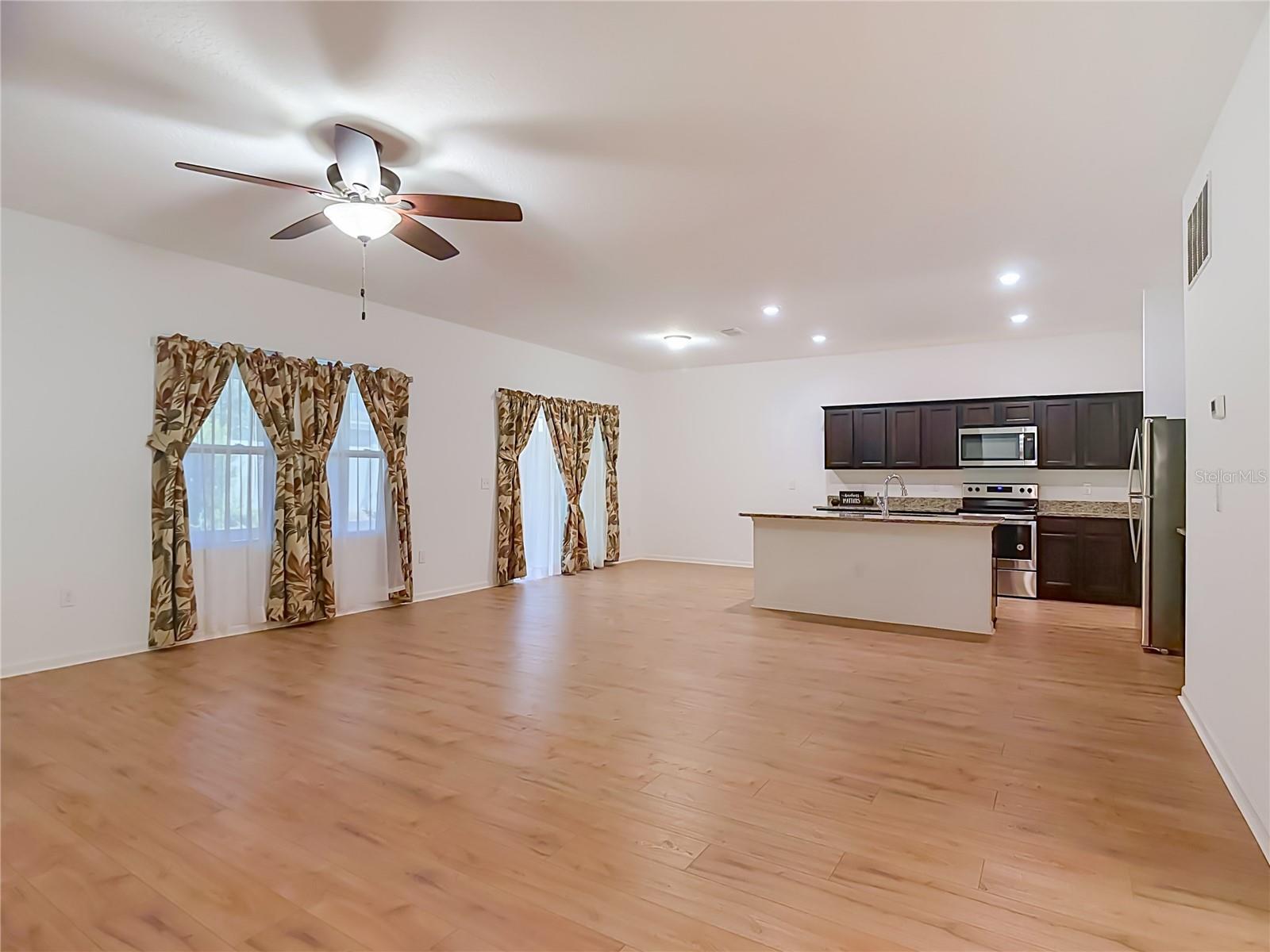 WHISPERING RIDGE HOMEOWNERS ASSOCIATION - Residential