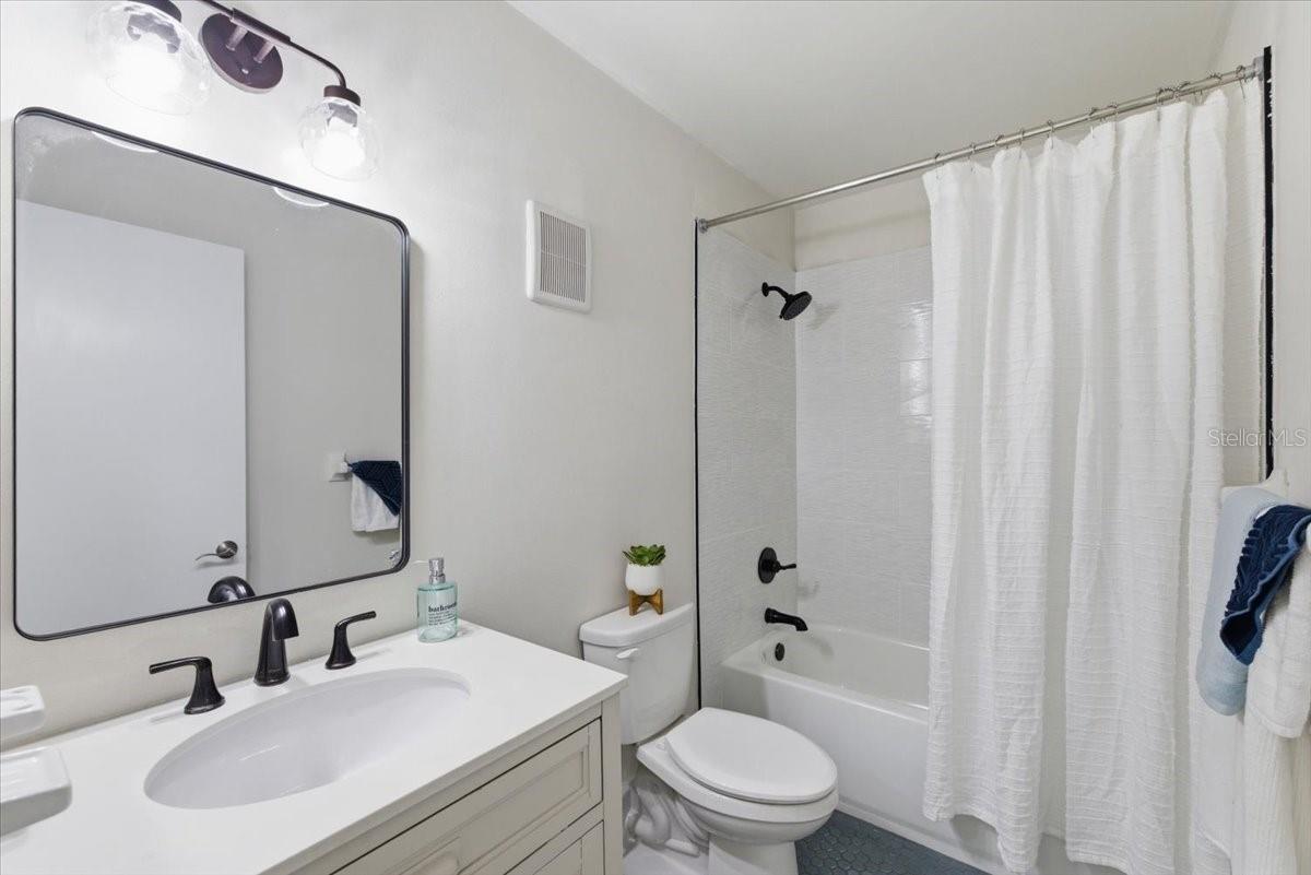 PASADENA PLAZA CONDO - Residential