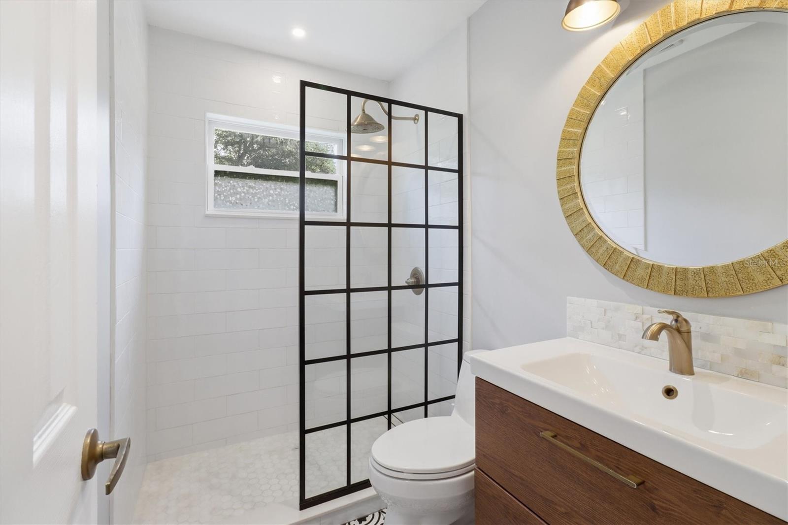 SPRING OAKS UNIT 4 - Residential