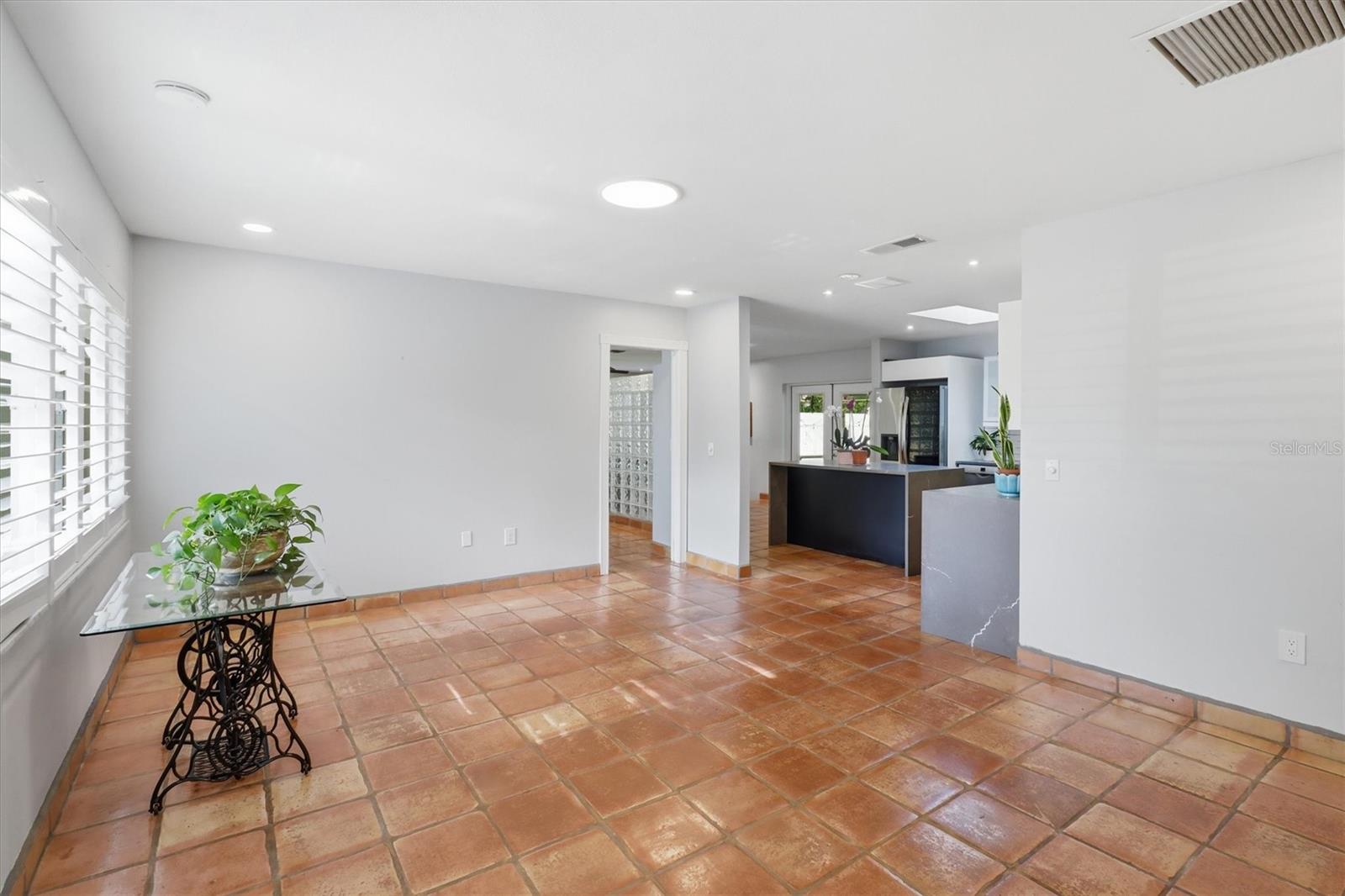 SPRING OAKS UNIT 4 - Residential