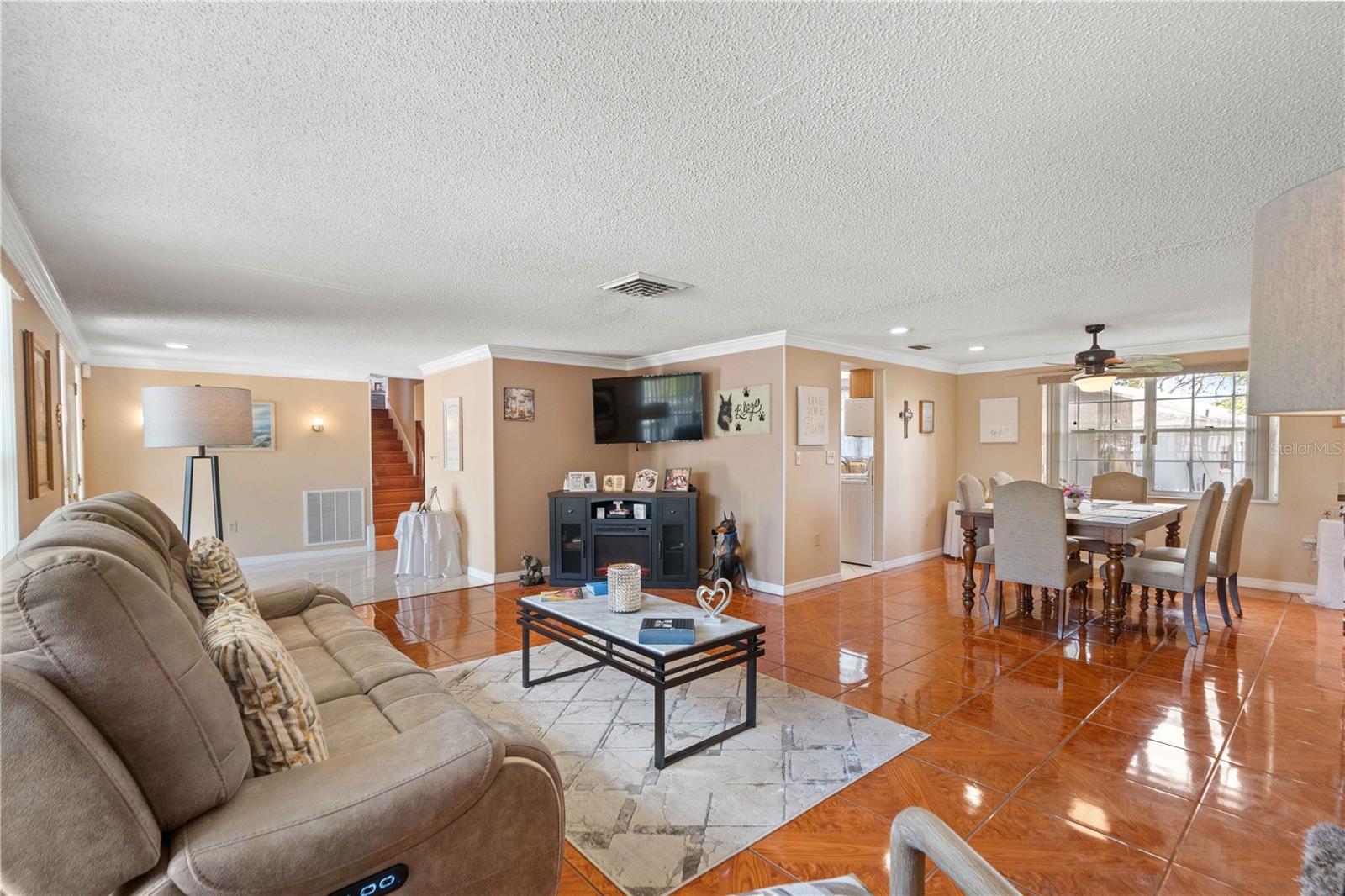 BEACON WOODS VILLAGE - Residential