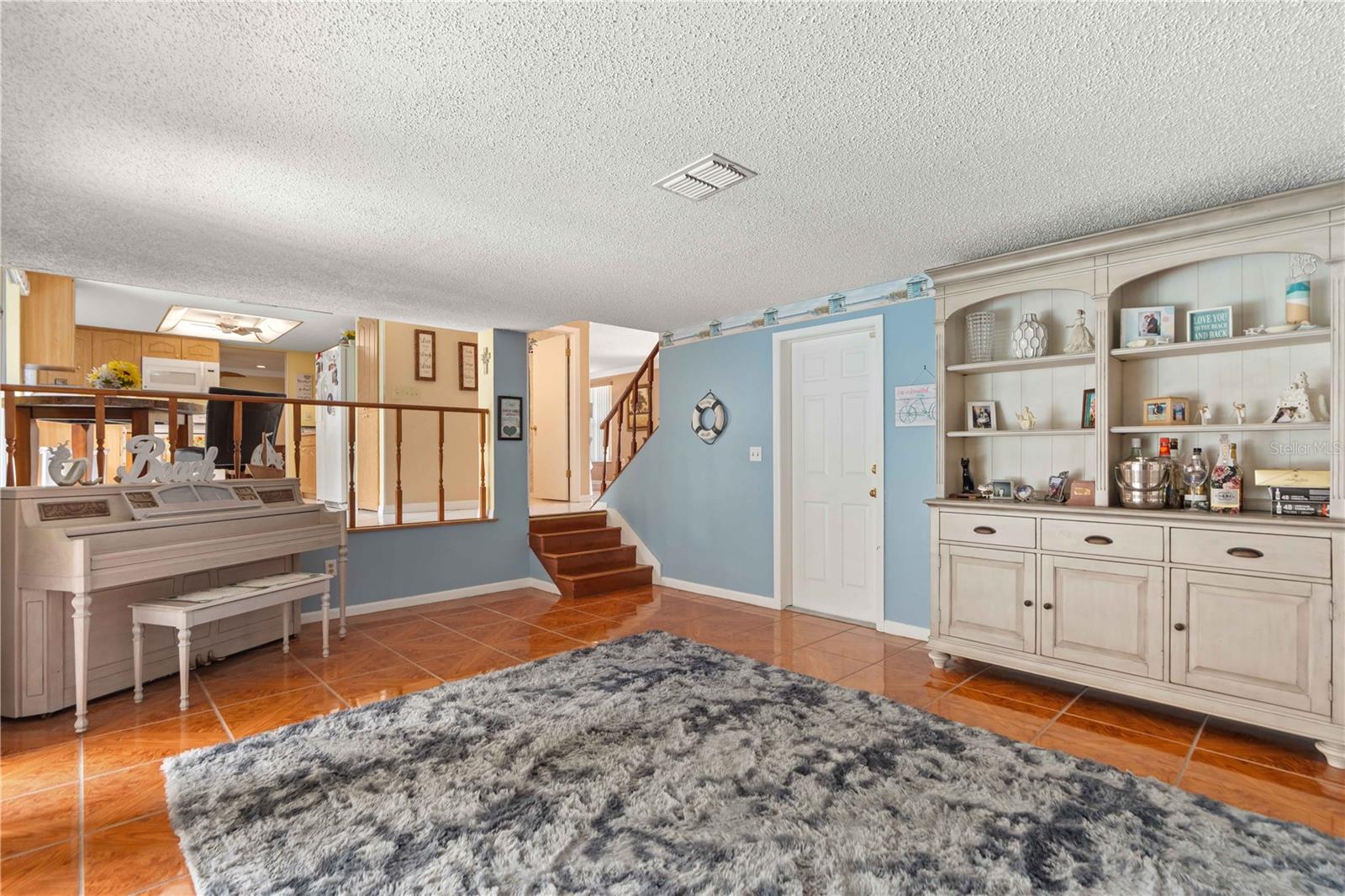 BEACON WOODS VILLAGE - Residential