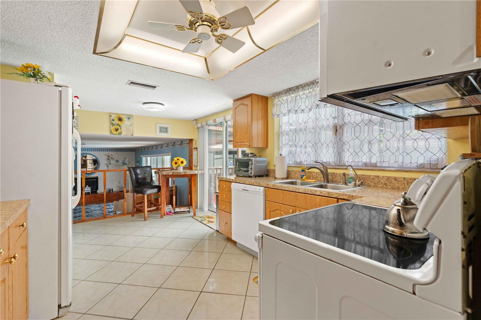 BEACON WOODS VILLAGE - Residential