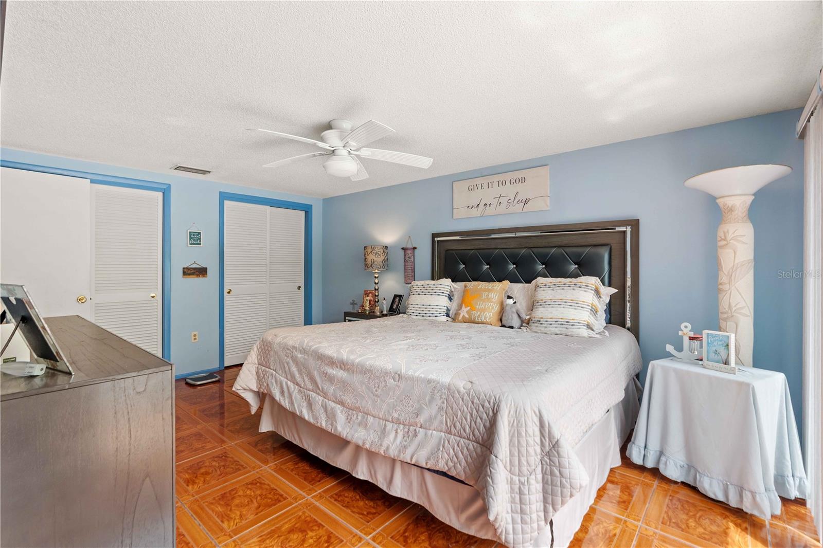 BEACON WOODS VILLAGE - Residential