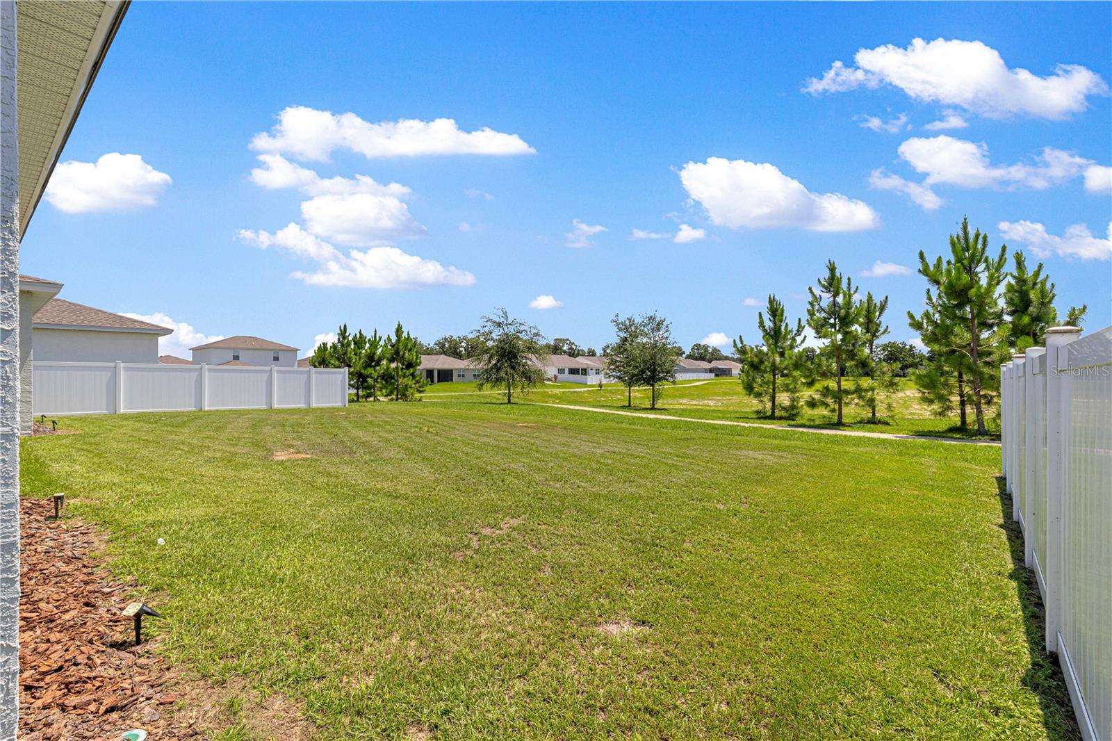 CALESA TOWNSHIP ROAN HILLS - Residential