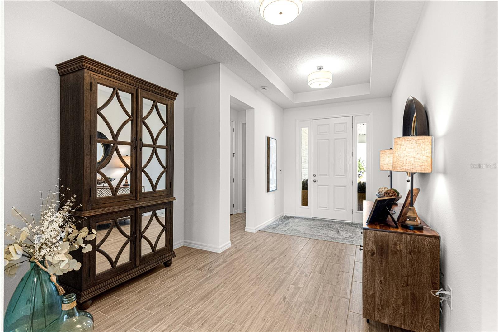 CALESA TOWNSHIP ROAN HILLS - Residential
