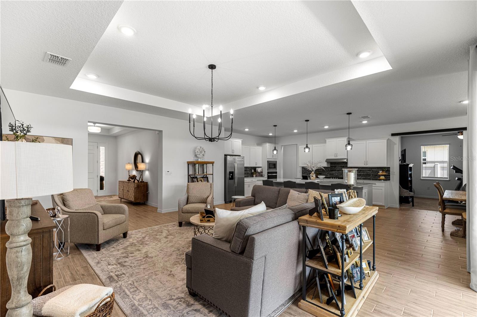 CALESA TOWNSHIP ROAN HILLS - Residential