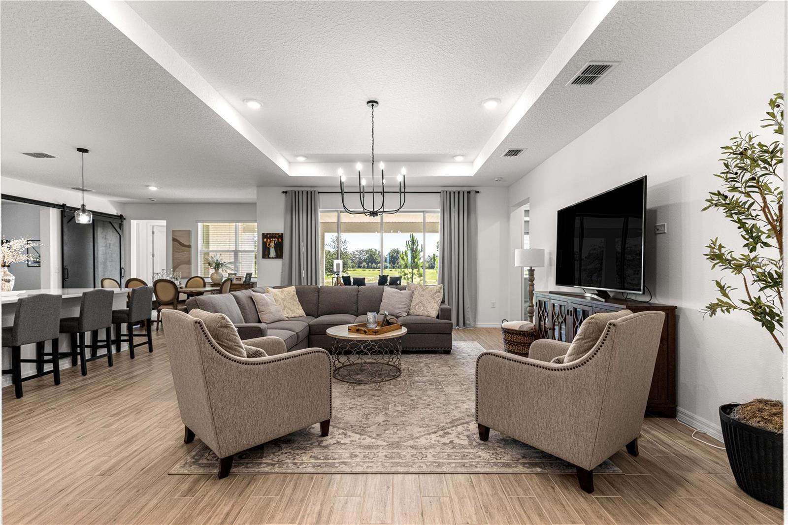 CALESA TOWNSHIP ROAN HILLS - Residential