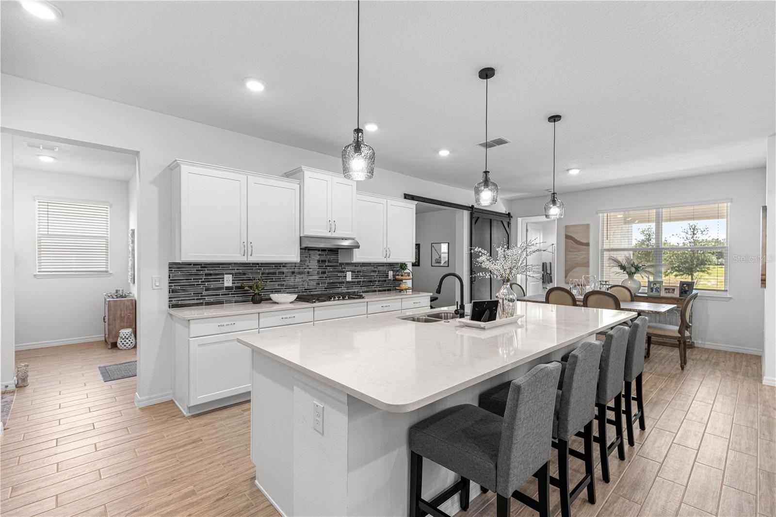 CALESA TOWNSHIP ROAN HILLS - Residential