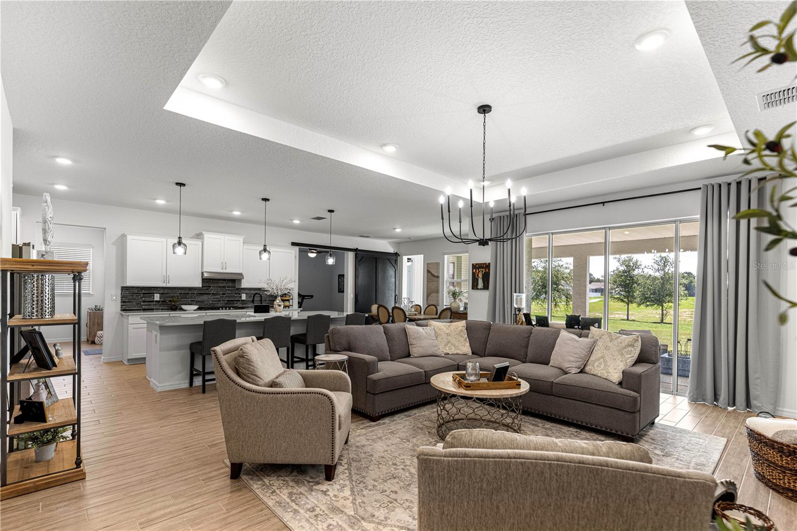 CALESA TOWNSHIP ROAN HILLS - Residential