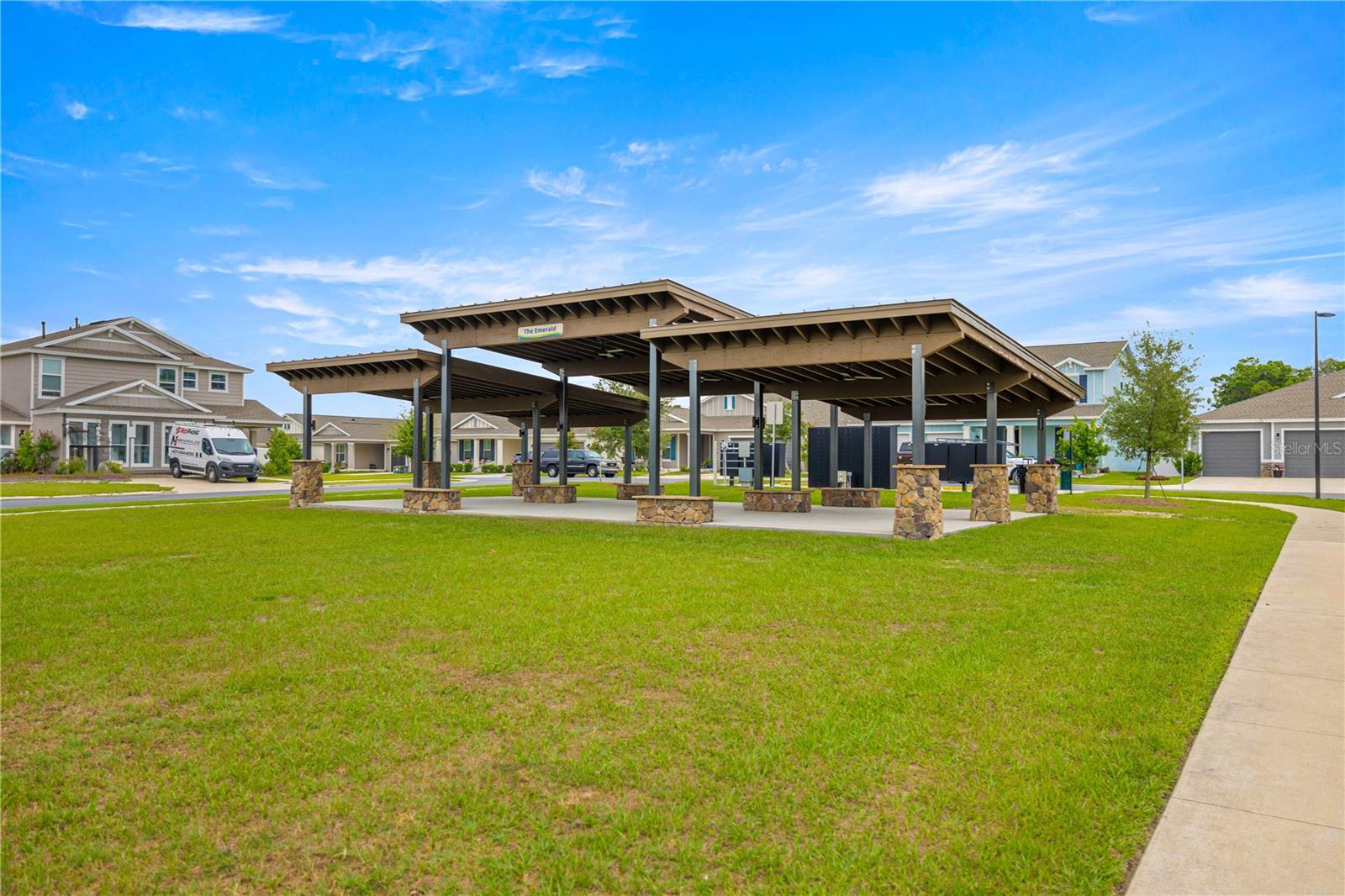 CALESA TOWNSHIP ROAN HILLS - Residential