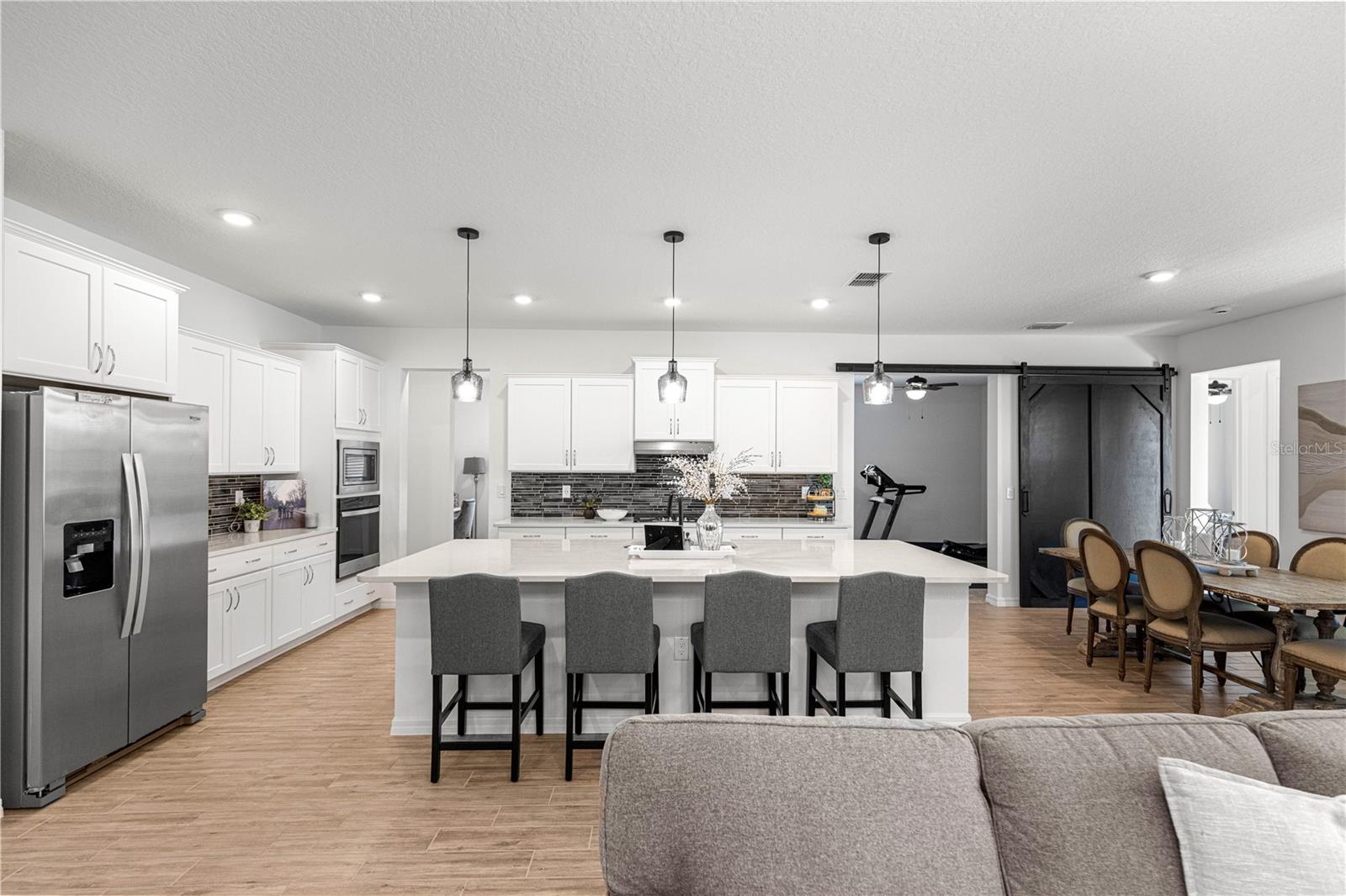 CALESA TOWNSHIP ROAN HILLS - Residential