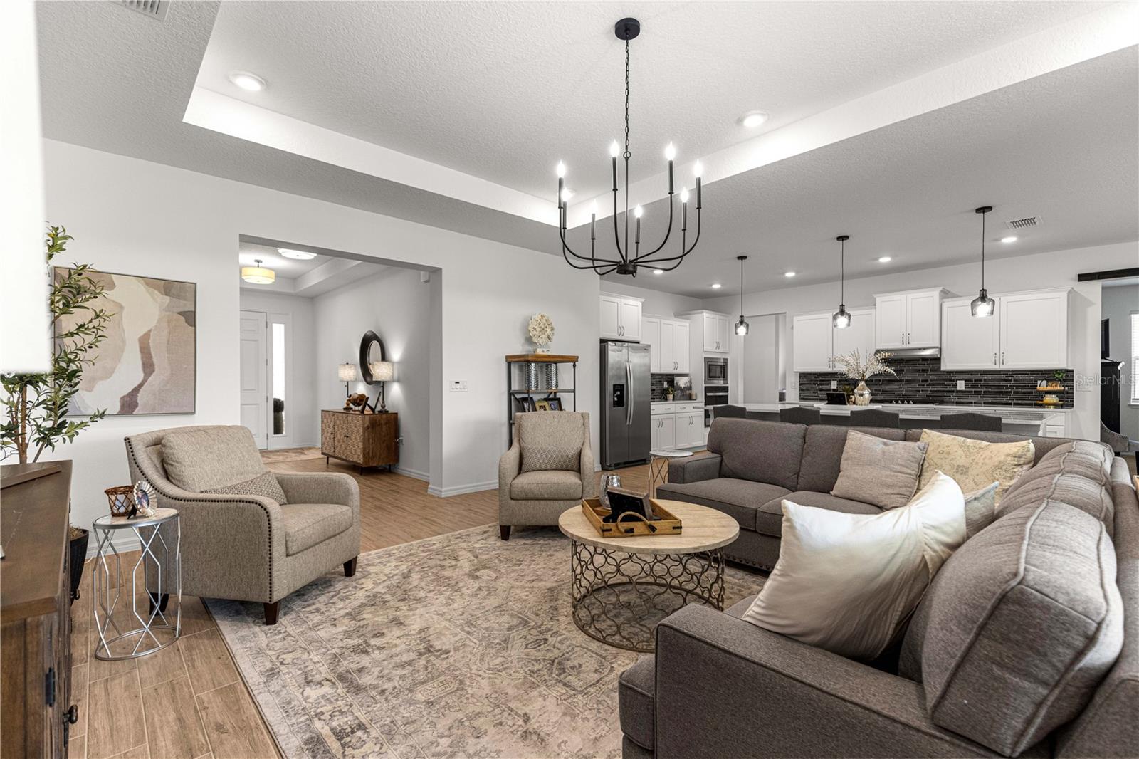 CALESA TOWNSHIP ROAN HILLS - Residential