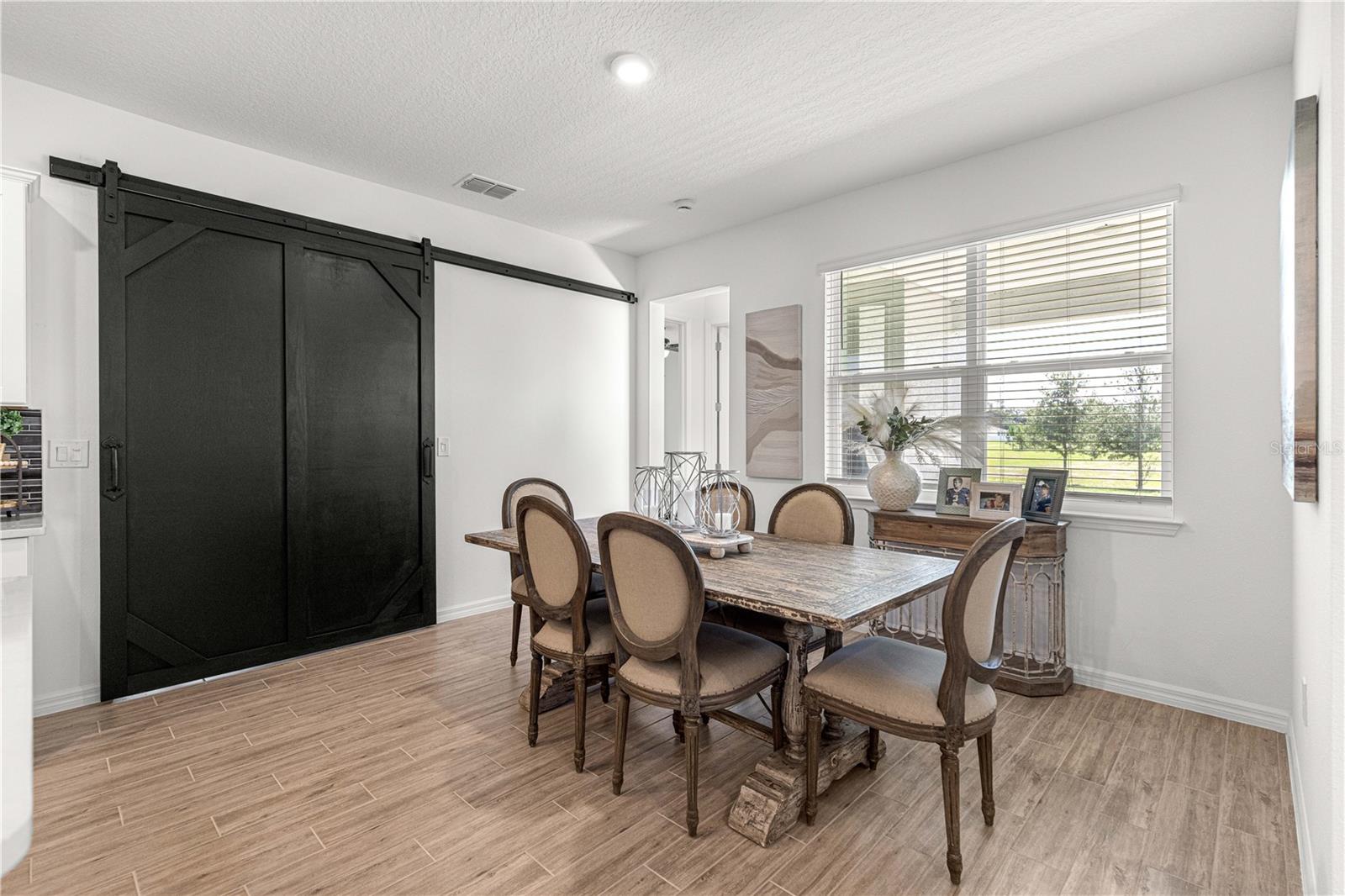 CALESA TOWNSHIP ROAN HILLS - Residential