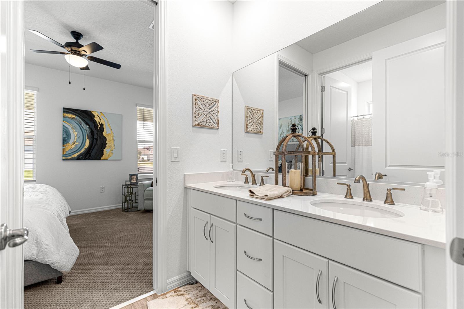 CALESA TOWNSHIP ROAN HILLS - Residential