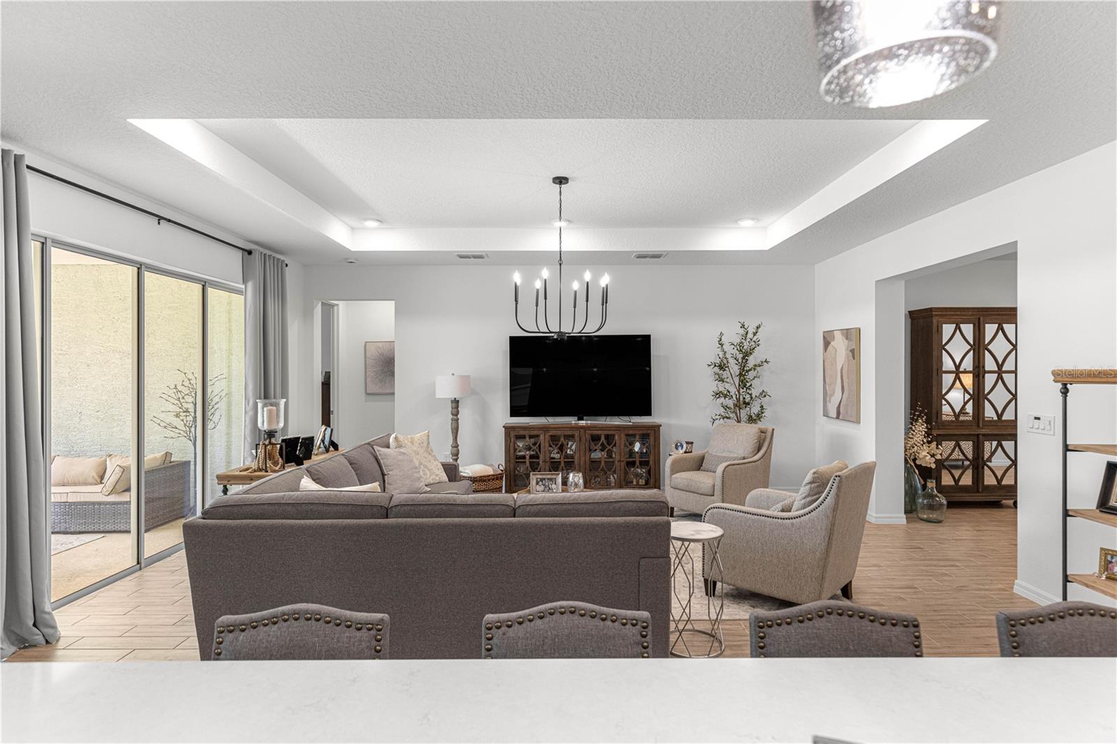 CALESA TOWNSHIP ROAN HILLS - Residential