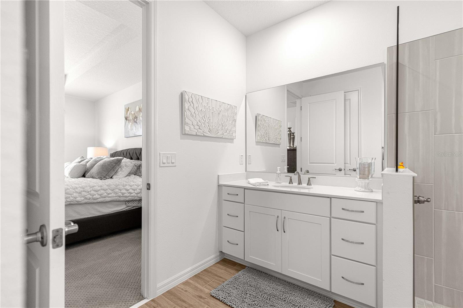 CALESA TOWNSHIP ROAN HILLS - Residential