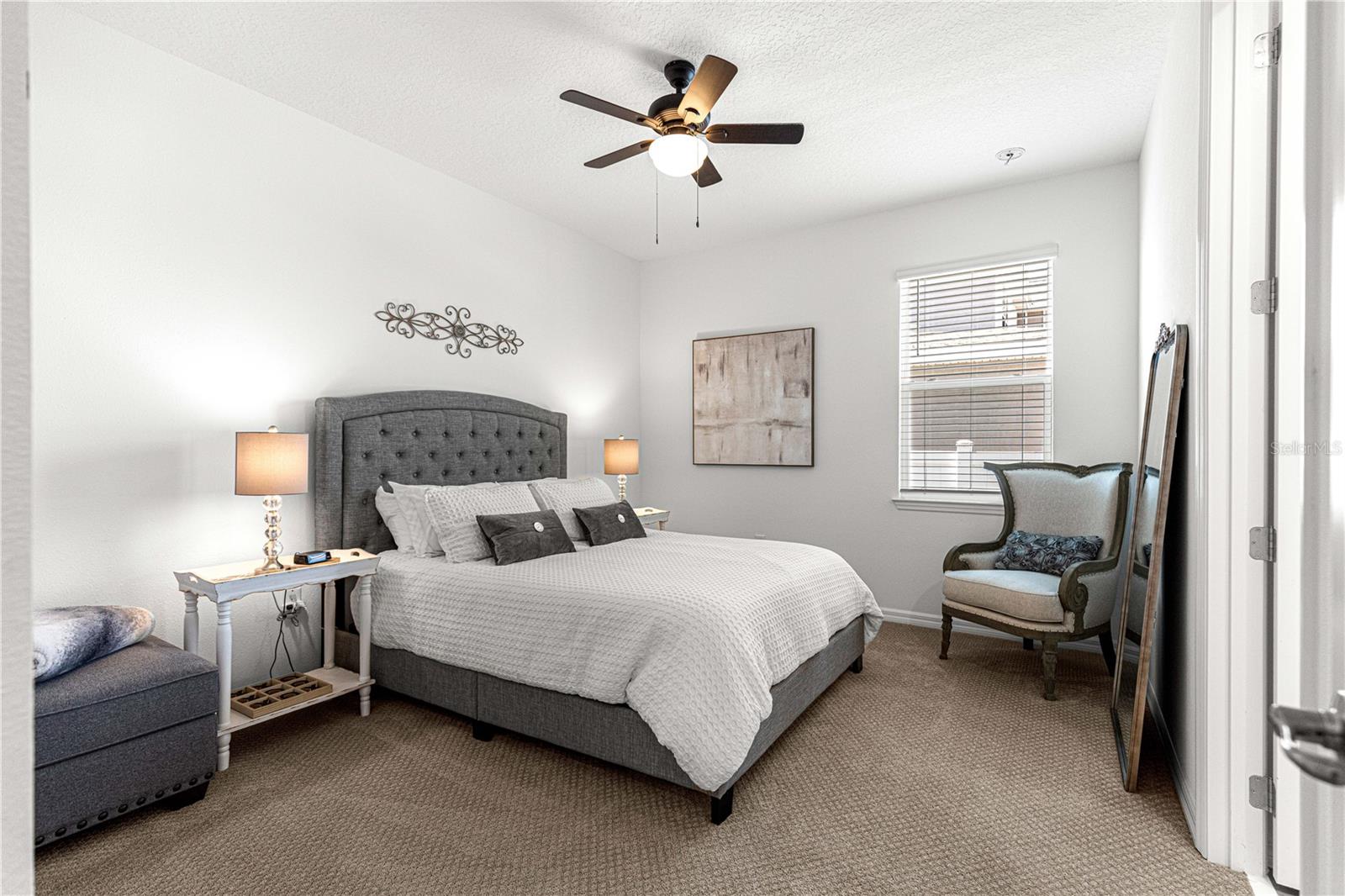 CALESA TOWNSHIP ROAN HILLS - Residential