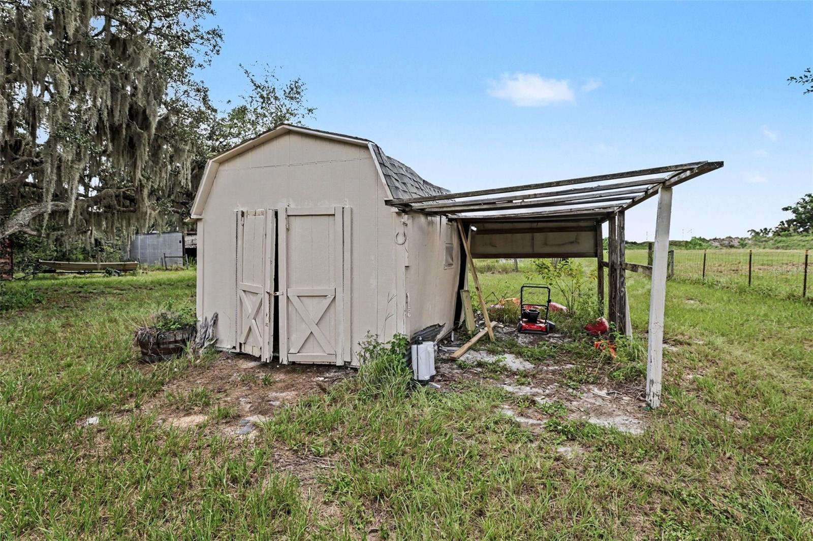 UNPLATTED - Residential