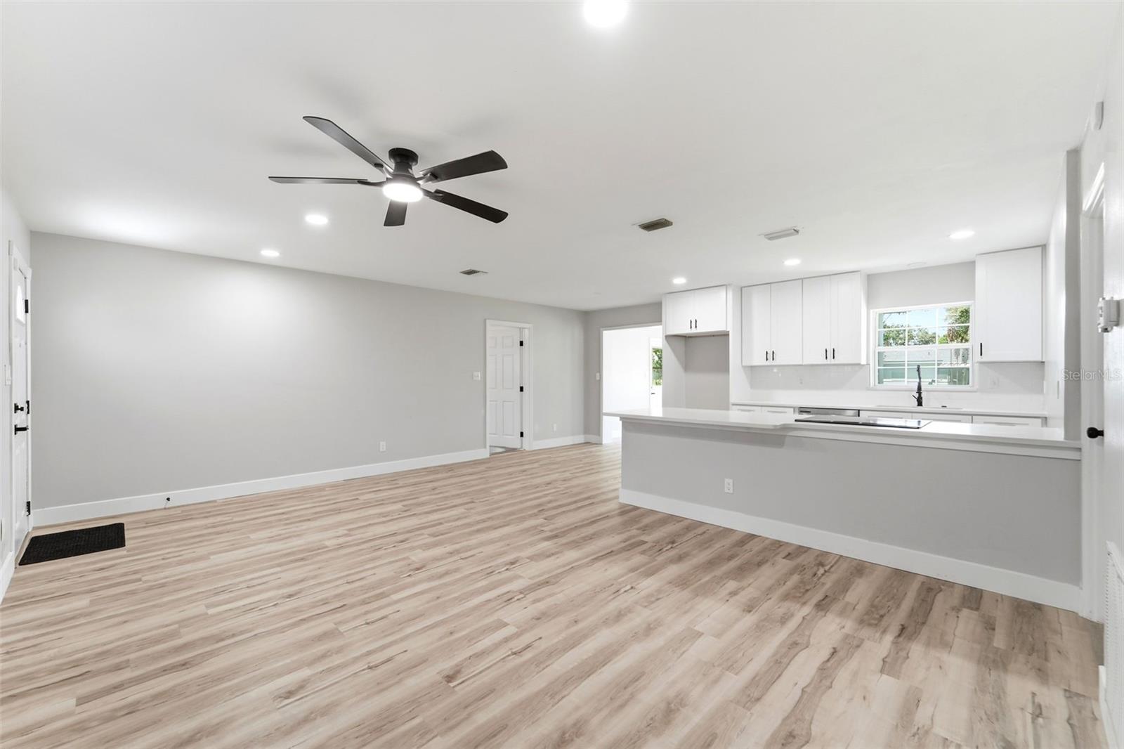 LAKE MARIE ESTATES REP - Residential