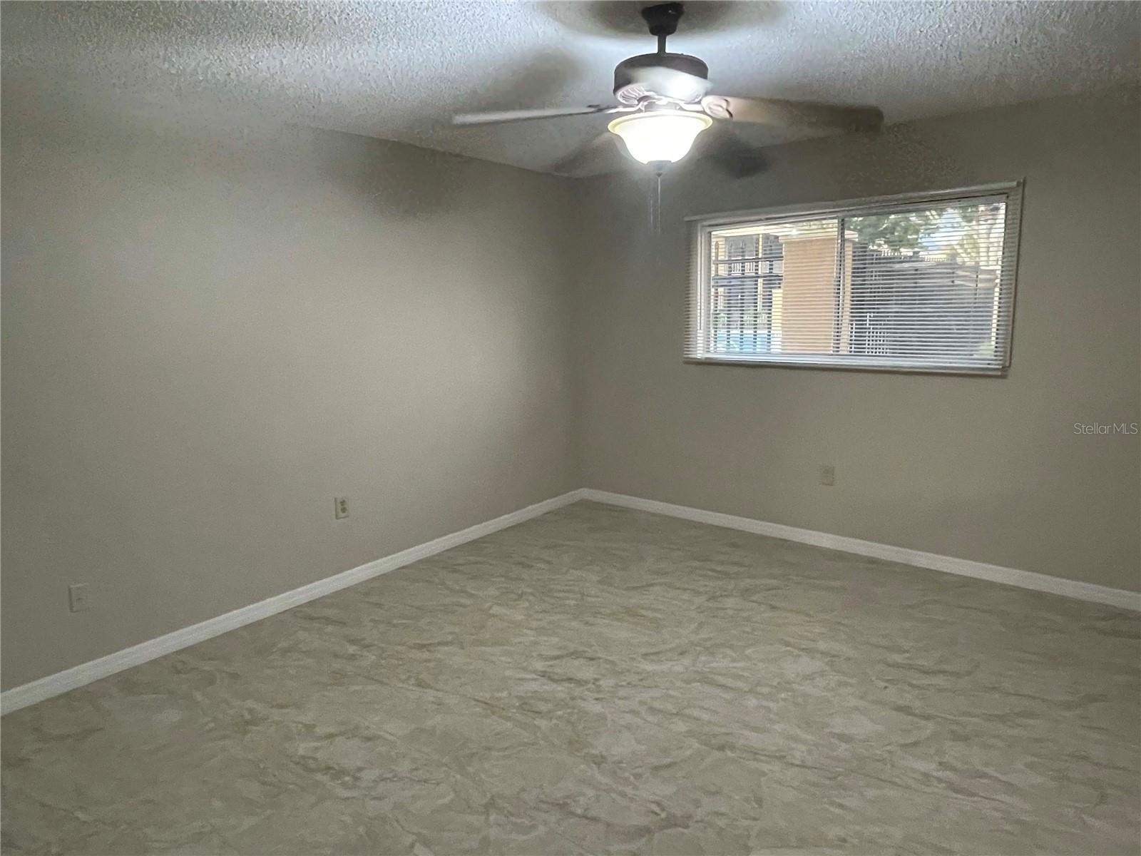 ASHWOOD CONDO - Residential Lease