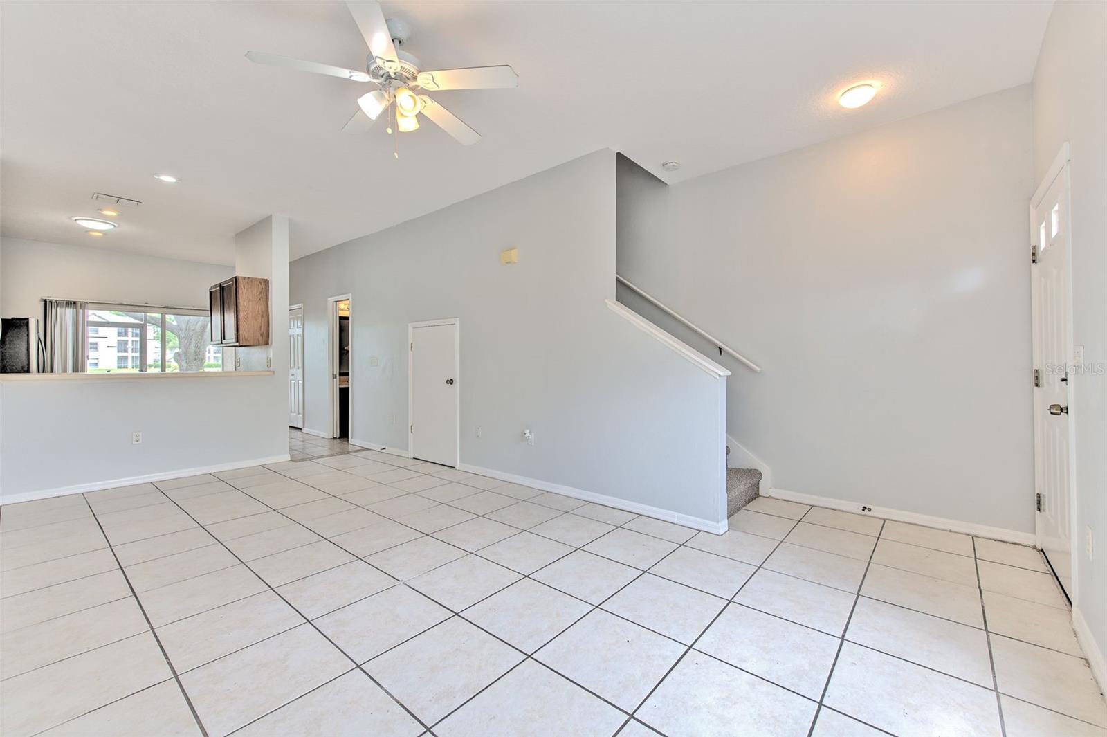 LAKE POINTE - Residential