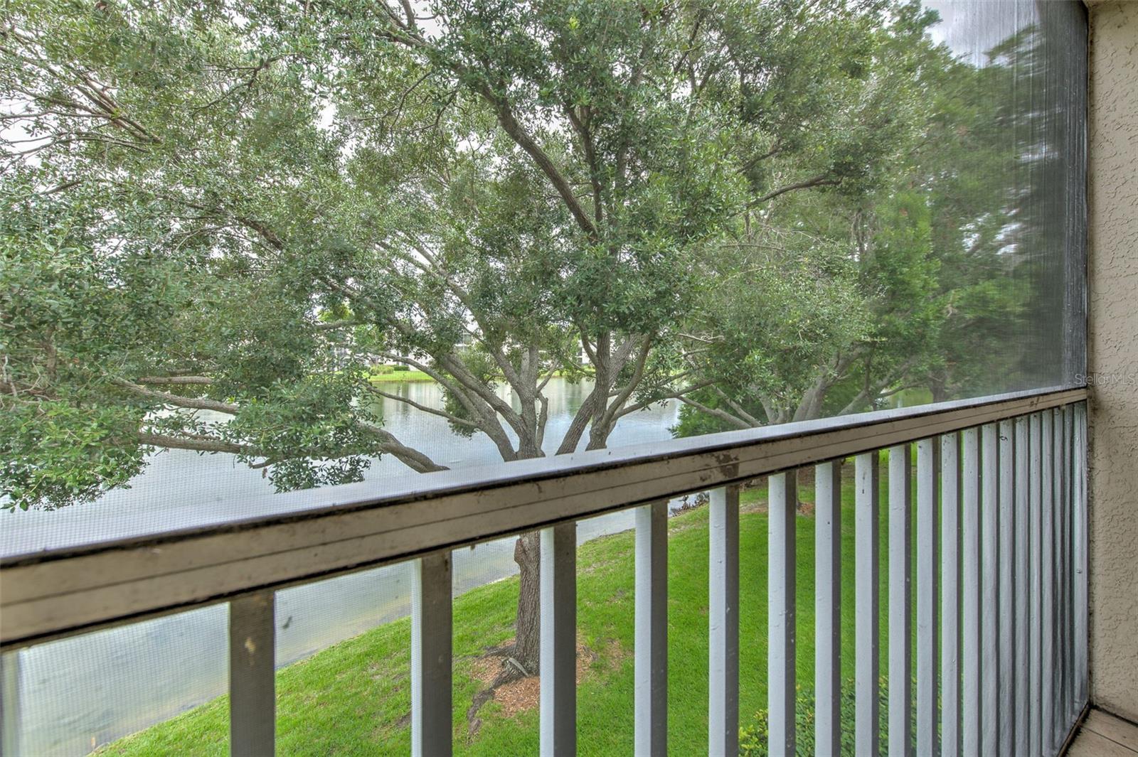 LAKE POINTE - Residential