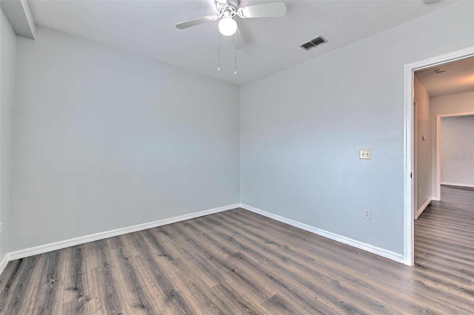LAKE POINTE - Residential