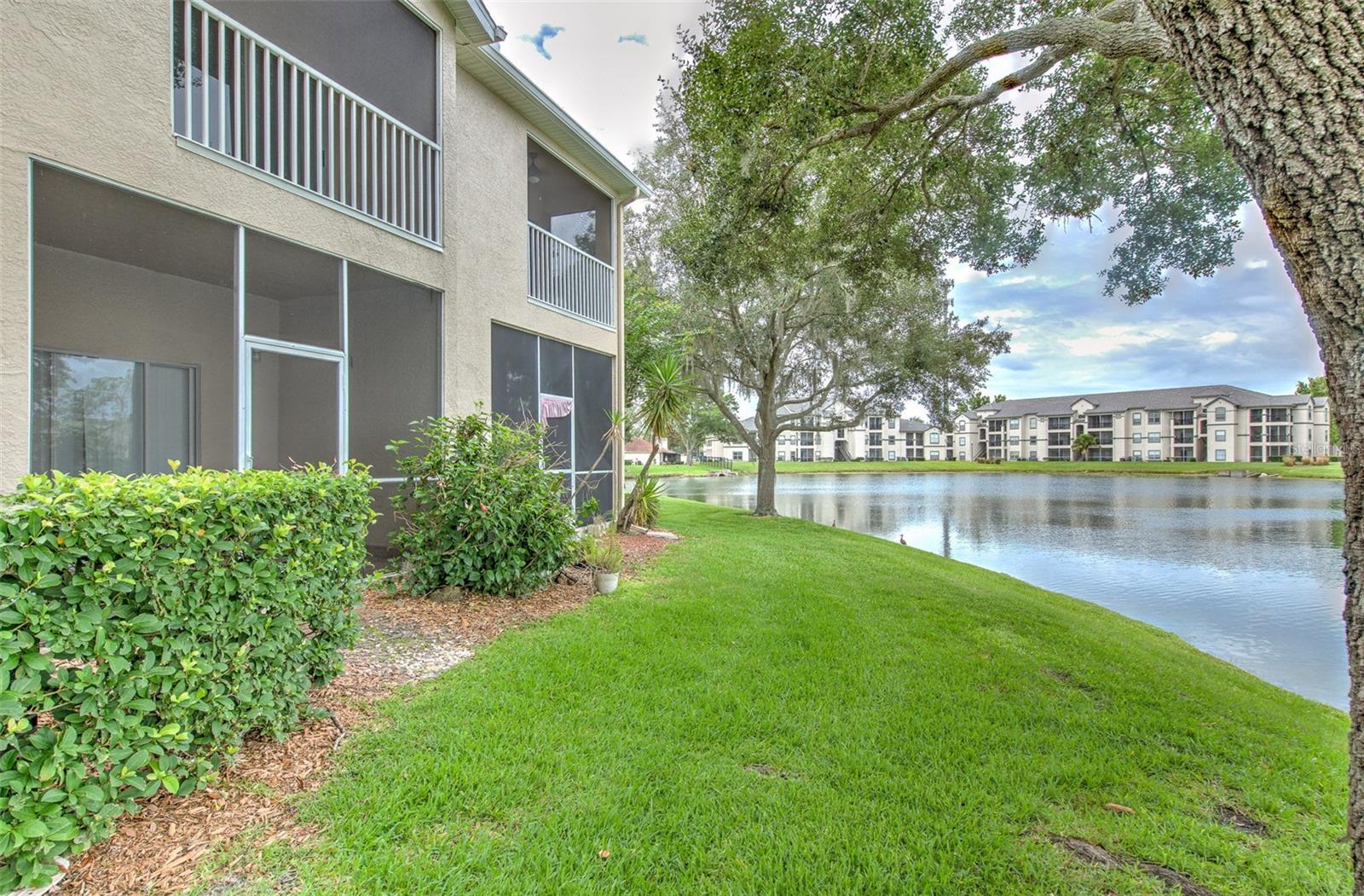 LAKE POINTE - Residential