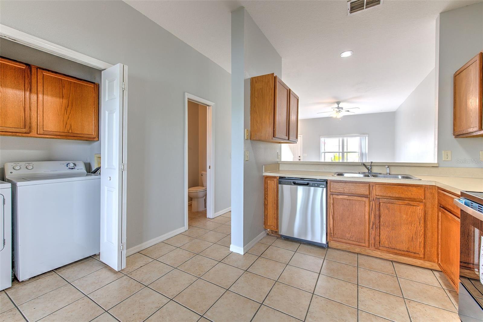 LAKE POINTE - Residential