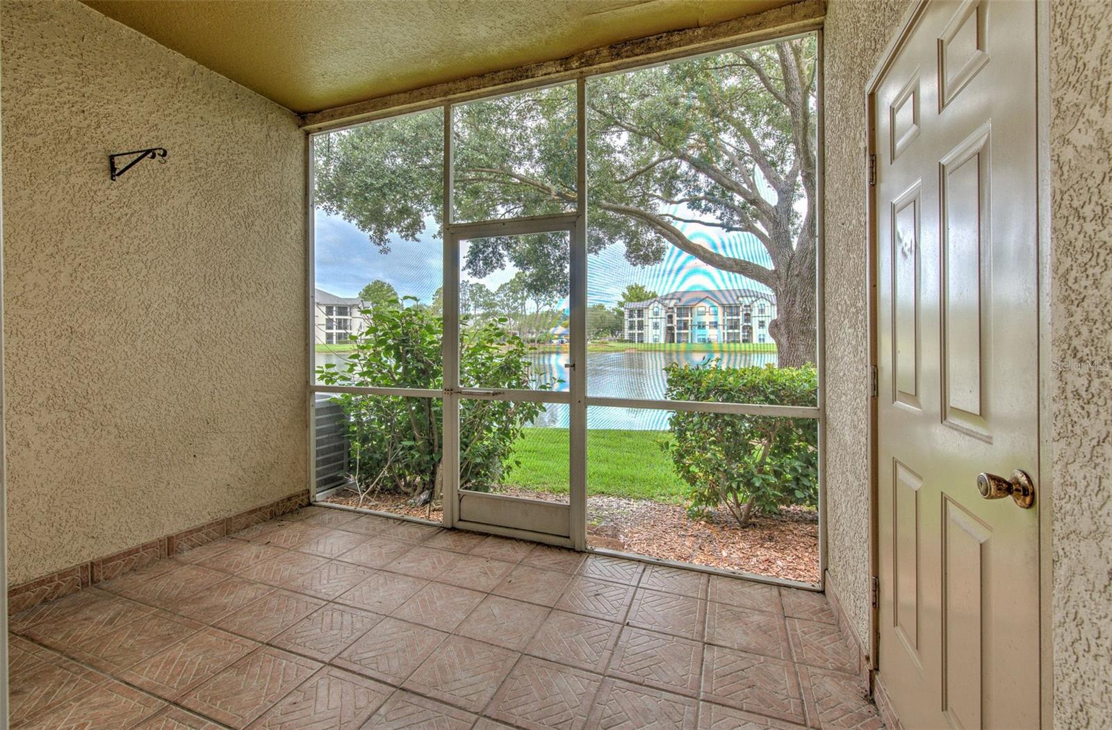 LAKE POINTE - Residential