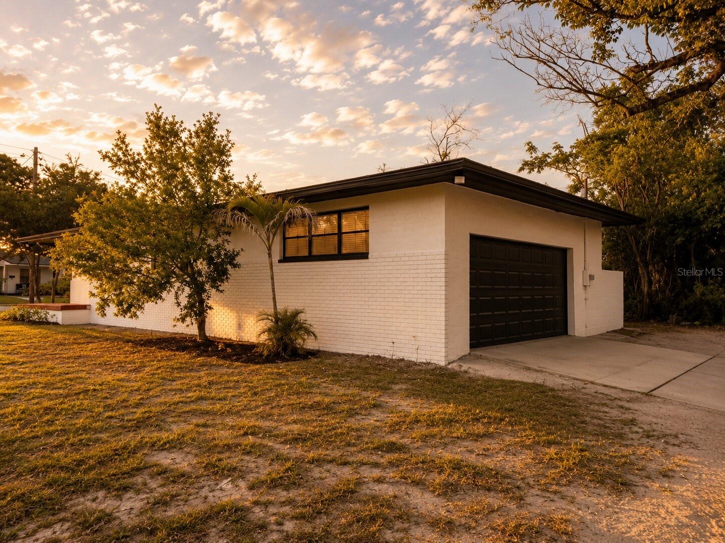 WATCH HILL - Residential