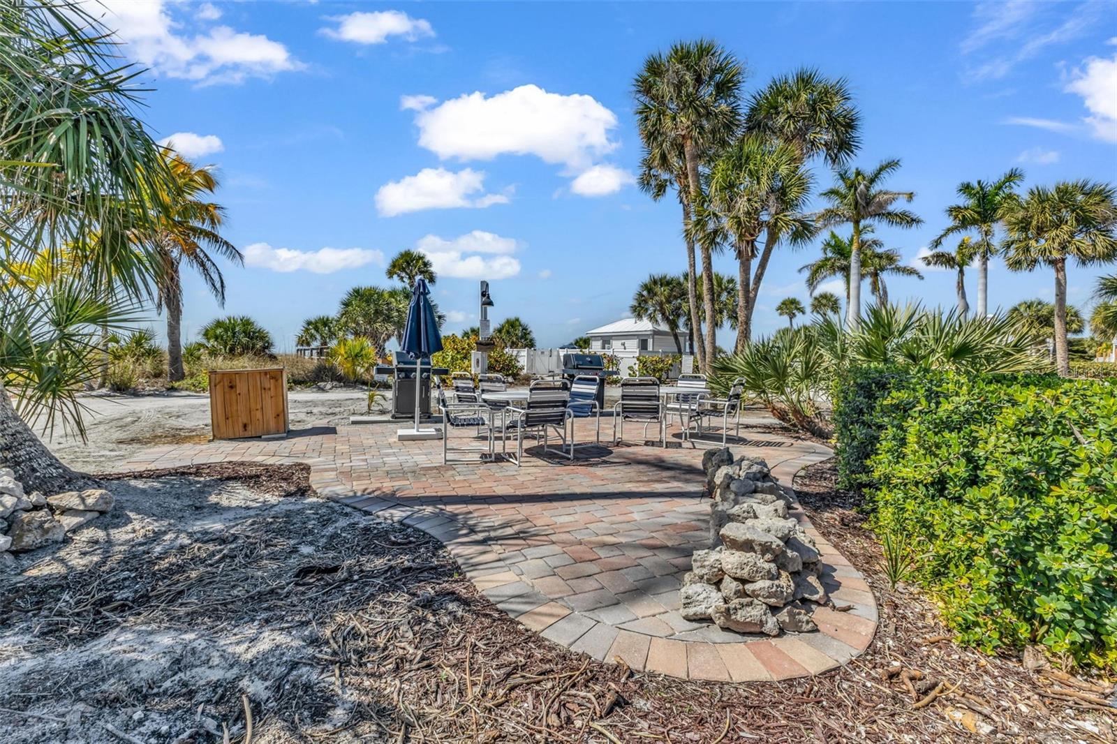 BEACH VILLAS BLDG 33 - Residential