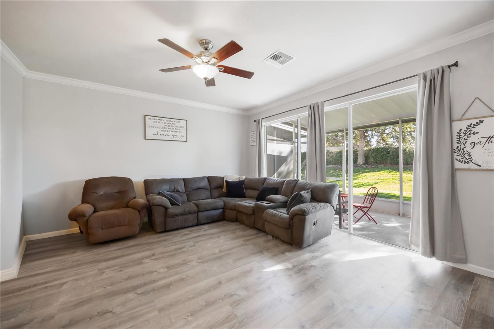 SABAL BAY PH 4 - Residential