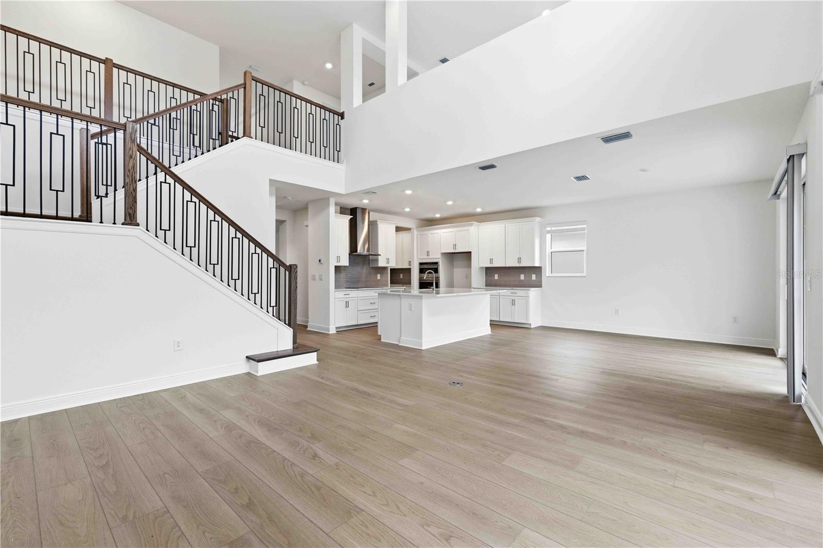 CREEK'S EDGE AT TWIN RIVERS - Residential