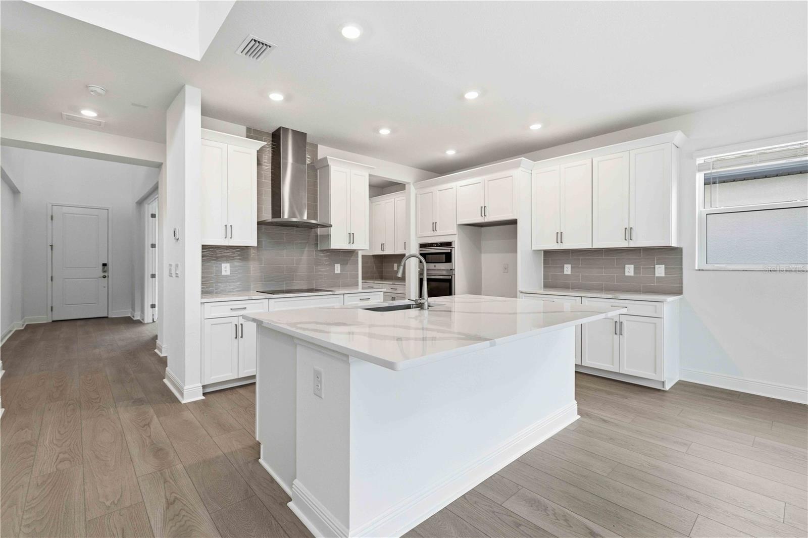 CREEK'S EDGE AT TWIN RIVERS - Residential