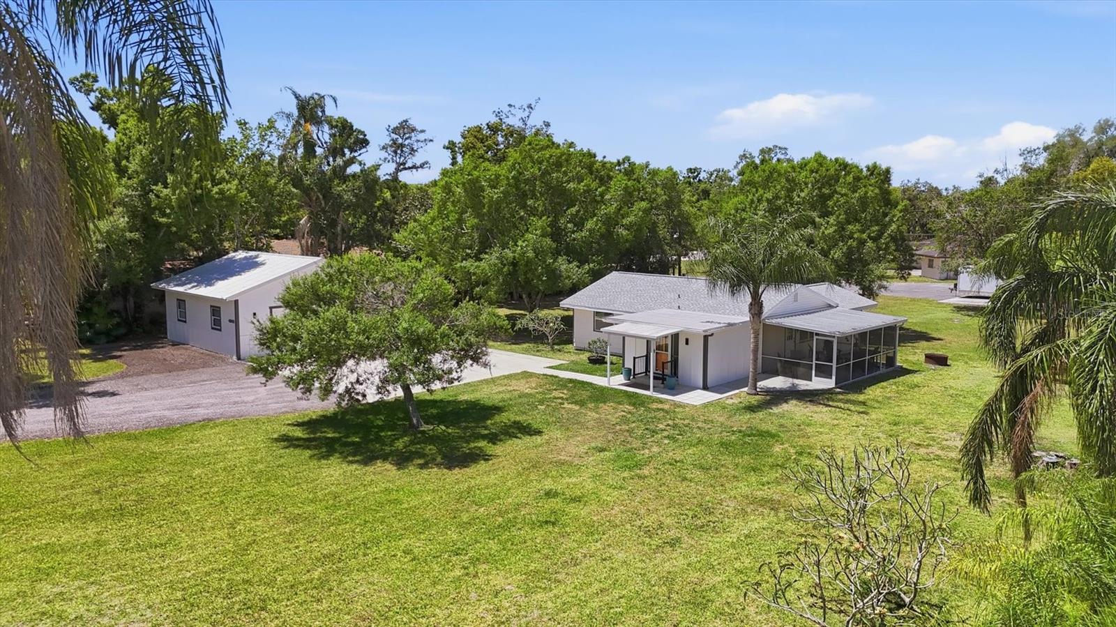 SHADY OAKS - Residential