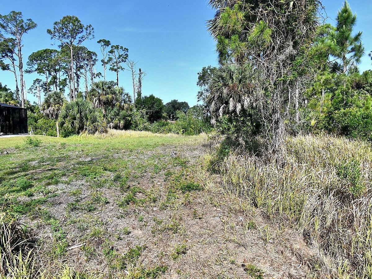 PORT CHARLOTTE SUB 25 - Land