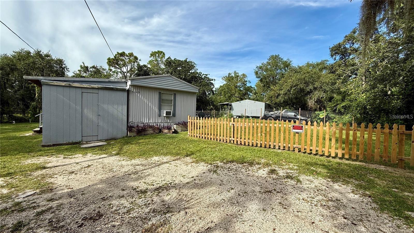 KISSIMMEE VIEW UNIT B - Residential Lease