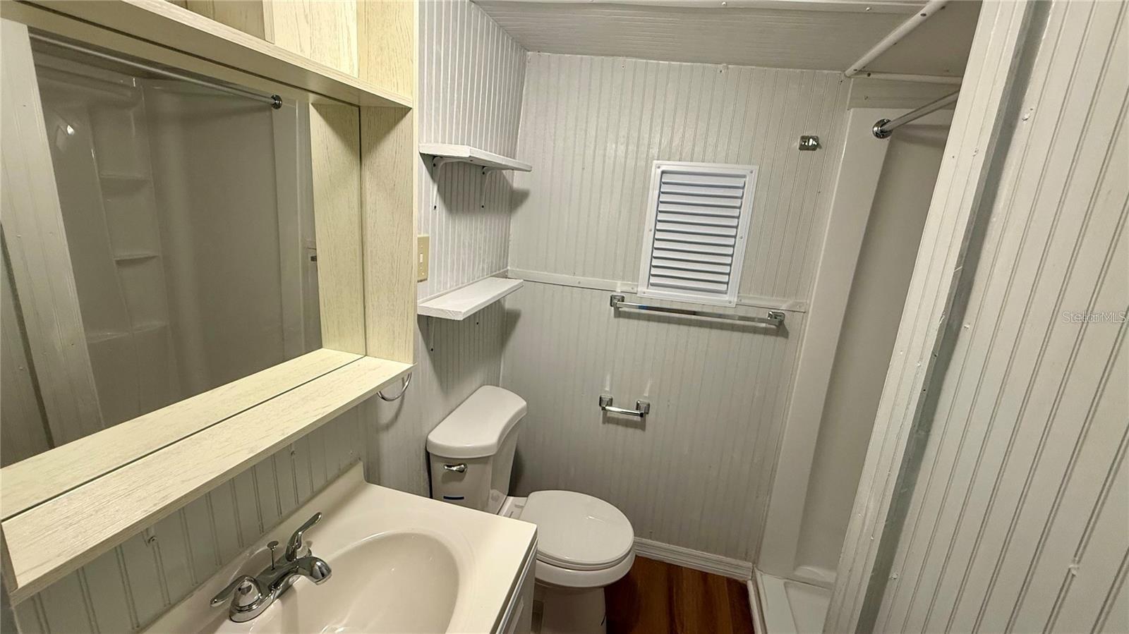 KISSIMMEE VIEW UNIT B - Residential Lease