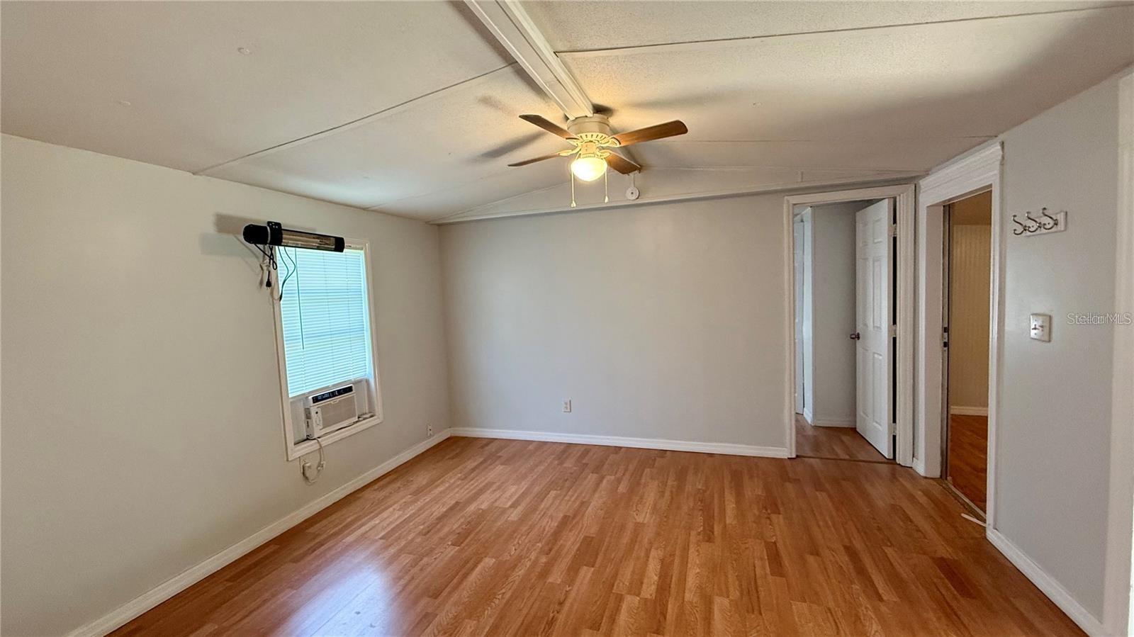 KISSIMMEE VIEW UNIT B - Residential Lease
