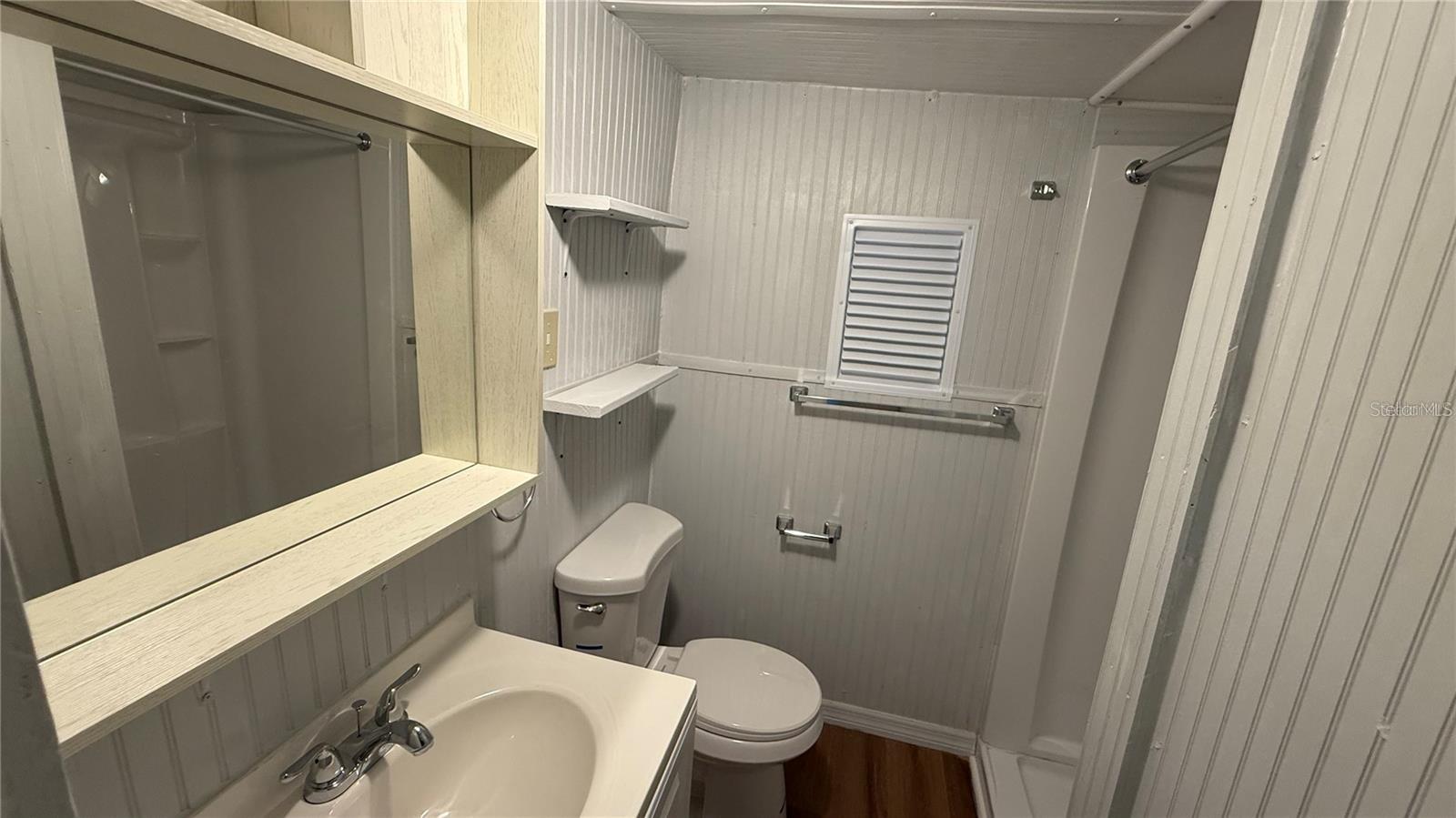 KISSIMMEE VIEW UNIT B - Residential Lease