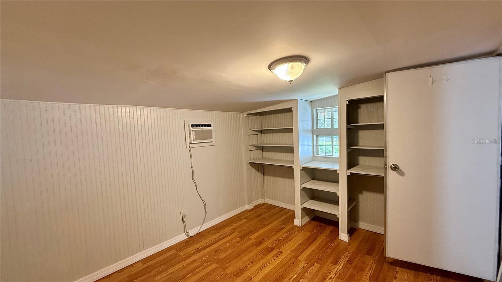 KISSIMMEE VIEW UNIT B - Residential Lease