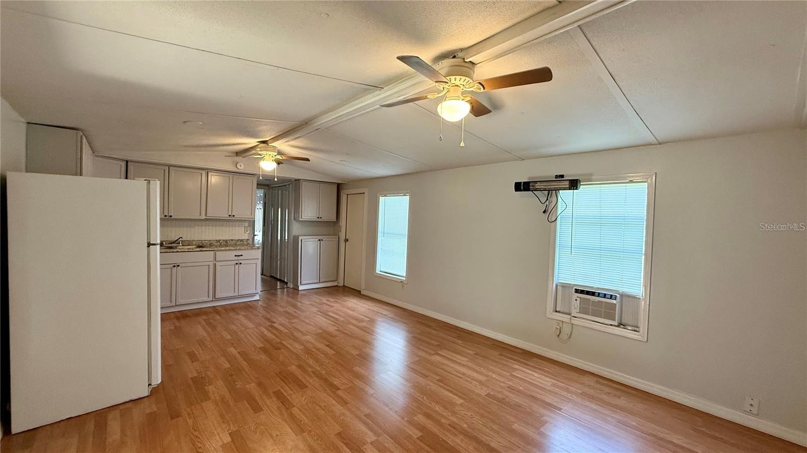 KISSIMMEE VIEW UNIT B - Residential Lease