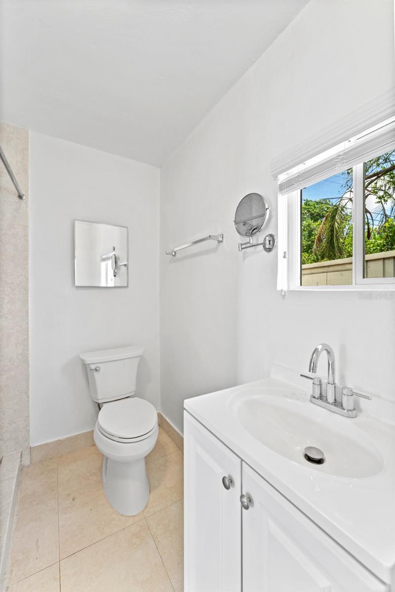 DISSTON GARDENS BLK G, LOT 1 - Residential Lease