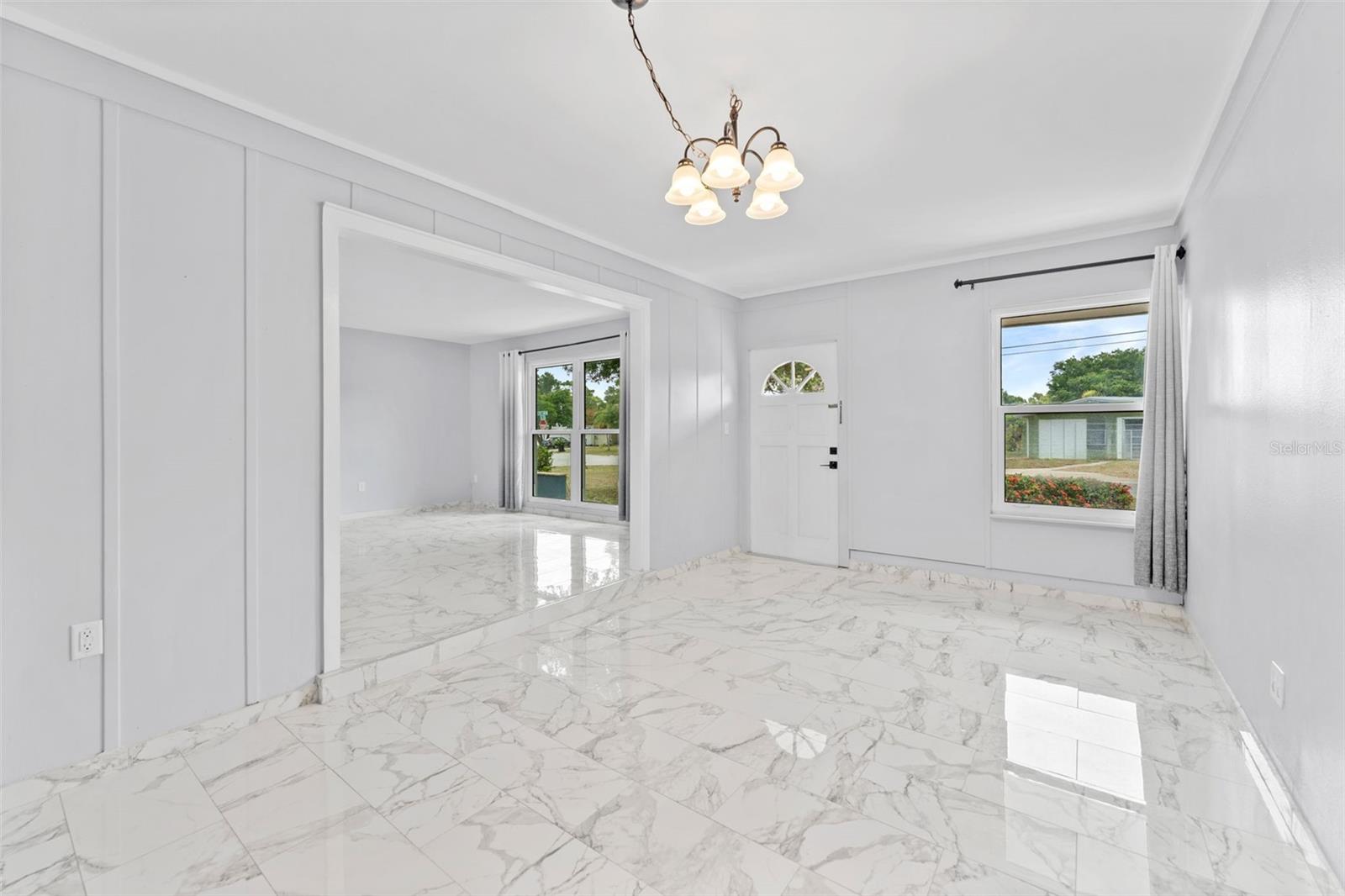 DISSTON GARDENS BLK G, LOT 1 - Residential Lease